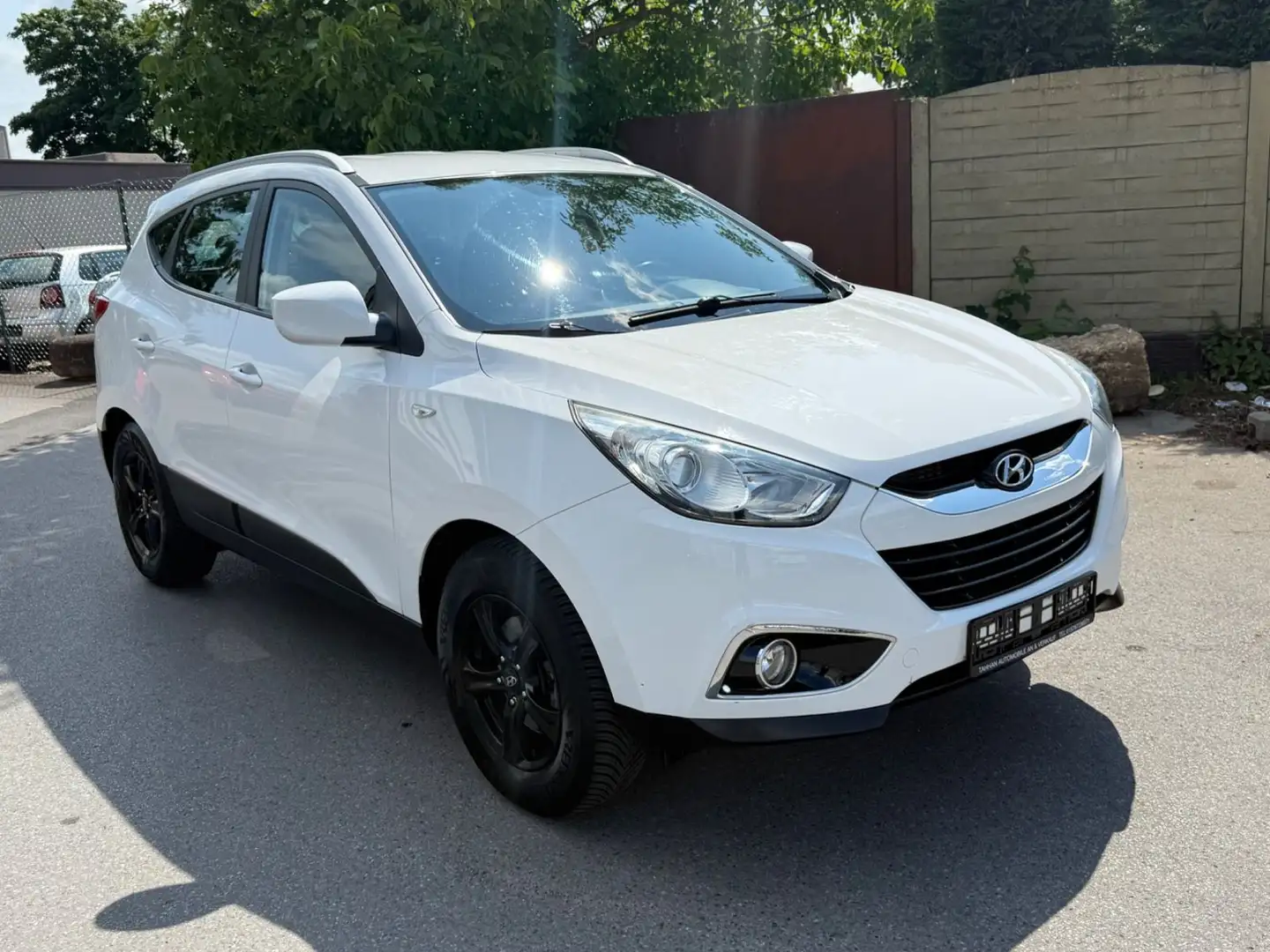 Hyundai iX35 1.6/Euro5/Klima/Top Zustand Weiß - 1