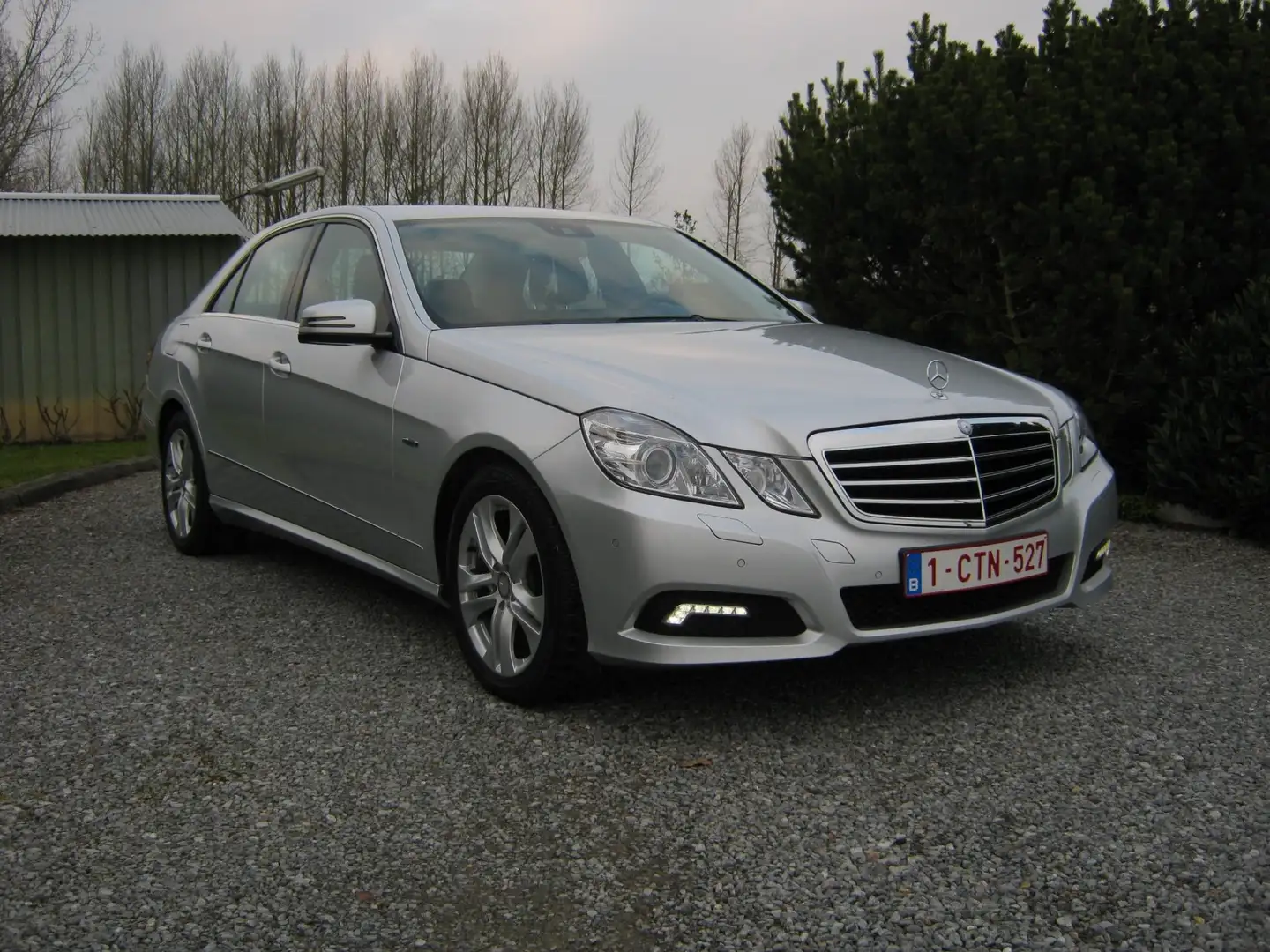 Mercedes-Benz E 200 CDI DPF BlueEFFICIENCY Avantgarde - 1
