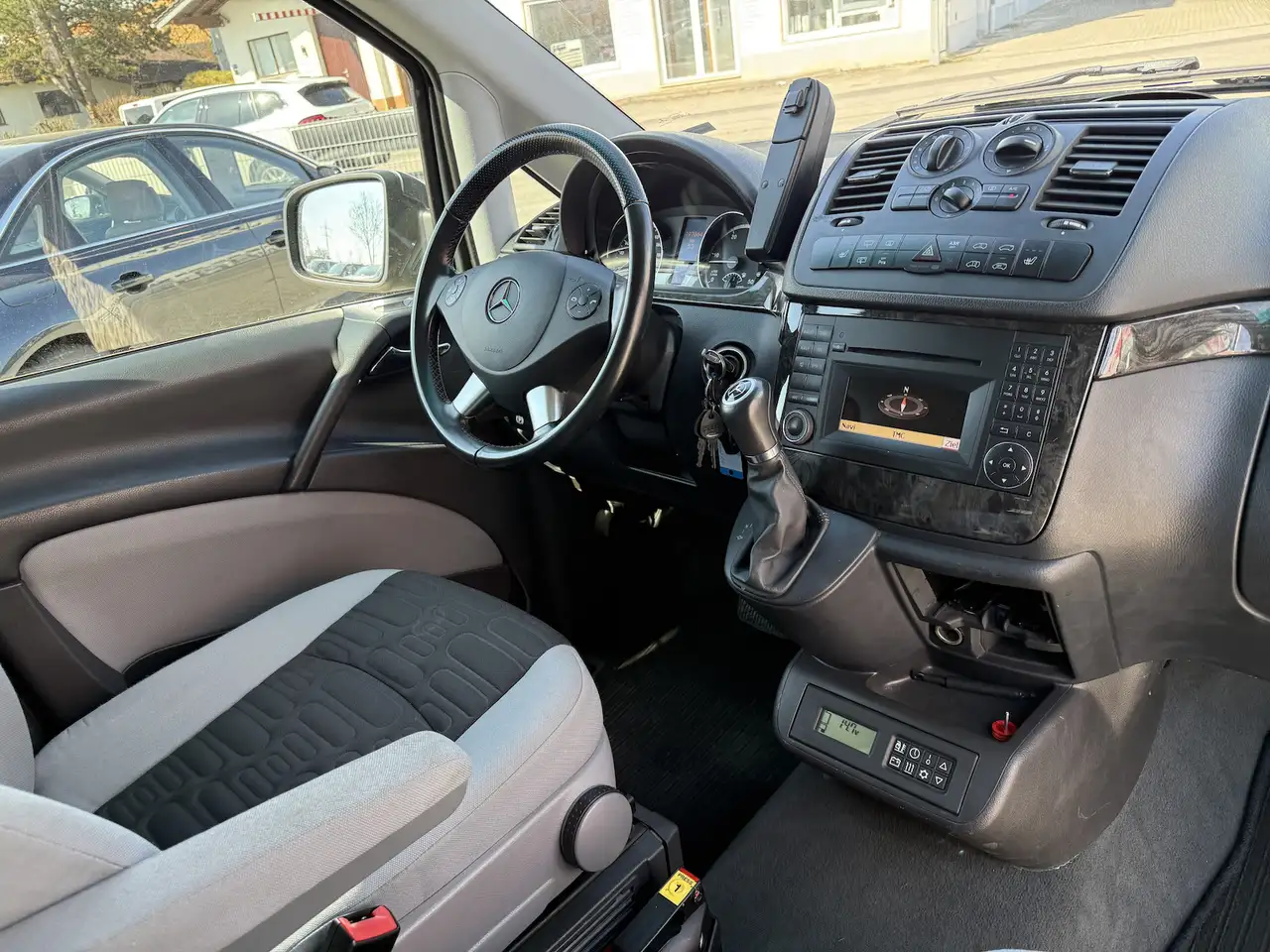 MERCEDES-BENZ VIANO 3.0 CDI MARCO POLO WESTFALIA 224ch BVA - TOIT RELEVABLE - CUISINE ÉQUIPÉE - 6 PLACES - BOÎTE AUTOMATIQUE