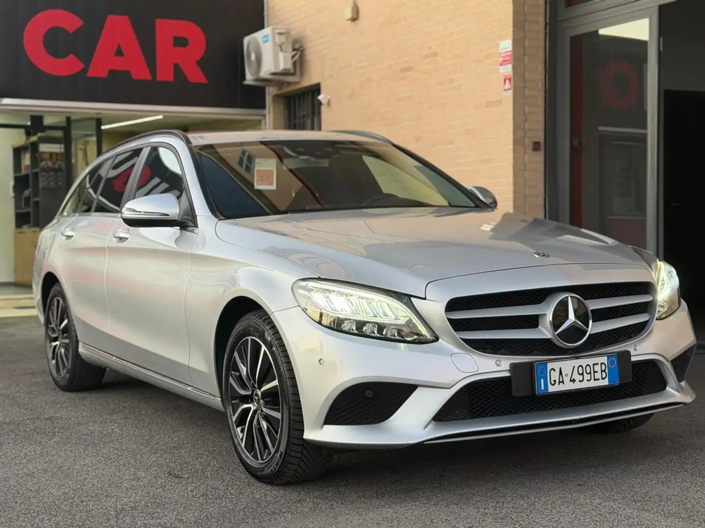 Mercedes-Benz C 180 d S.W. Auto Business Extra (NESSUN VINCOLO) Grigio - 1