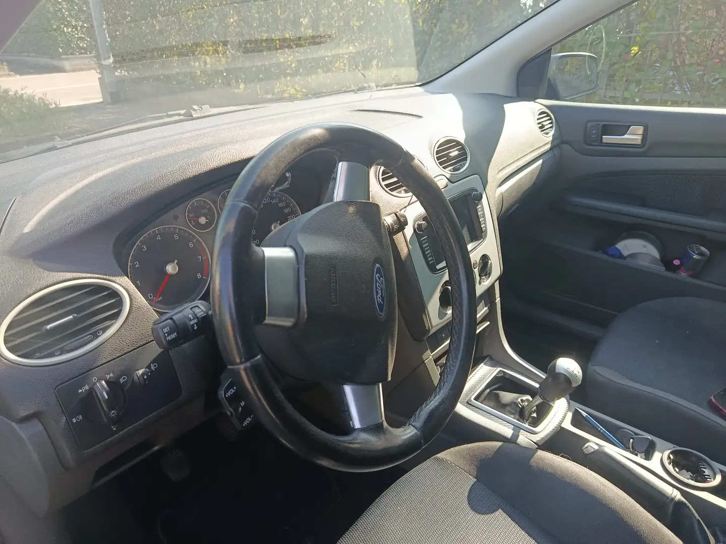 Ford Focus 1.600 benzina Grigio - 2