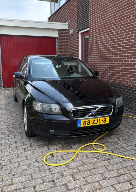 Volvo S40 2004 из Европы — купить под ключ