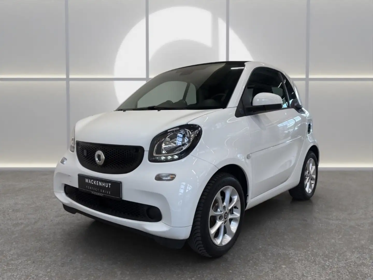 smart forTwo EQ passion COOL&AUDIO+SHZ+KLIMA+LADEK-PAK Weiß - 1