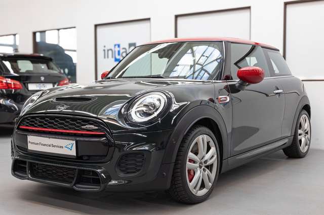 Imagine MINI John Cooper Works LED Navi HUD Sportsitze H&K!
