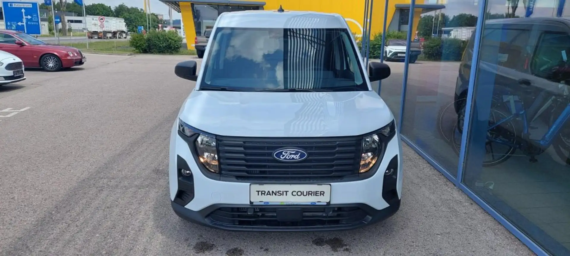 Ford E-Transit Transit Courier Trend KW 1,5 EBL 100PS M6 Weiß - 2