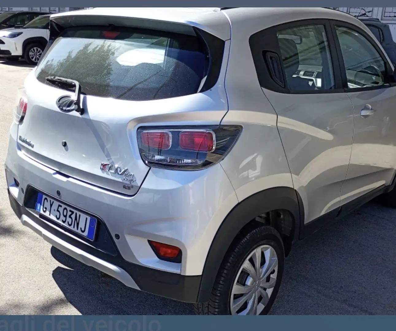 Mahindra KUV100 1.2 K6+ - 1