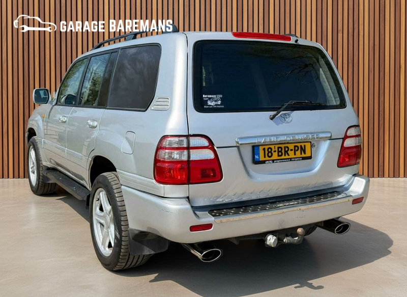 Toyota Land Cruiser LandCruiser 100 4.2 Ex.Standard Roof Window Van — photo 5