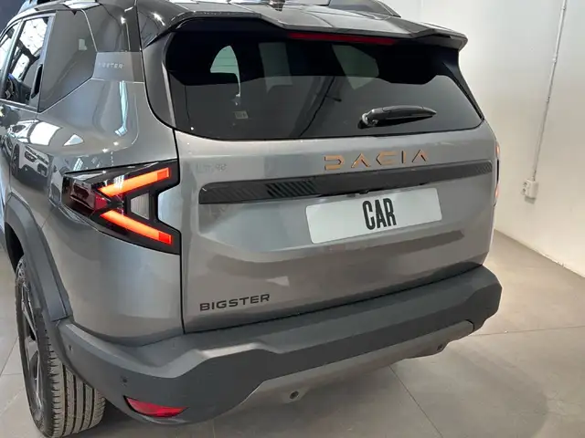 Dacia Bigster view 5
