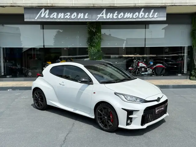 2024 Toyota Yaris in White for sale