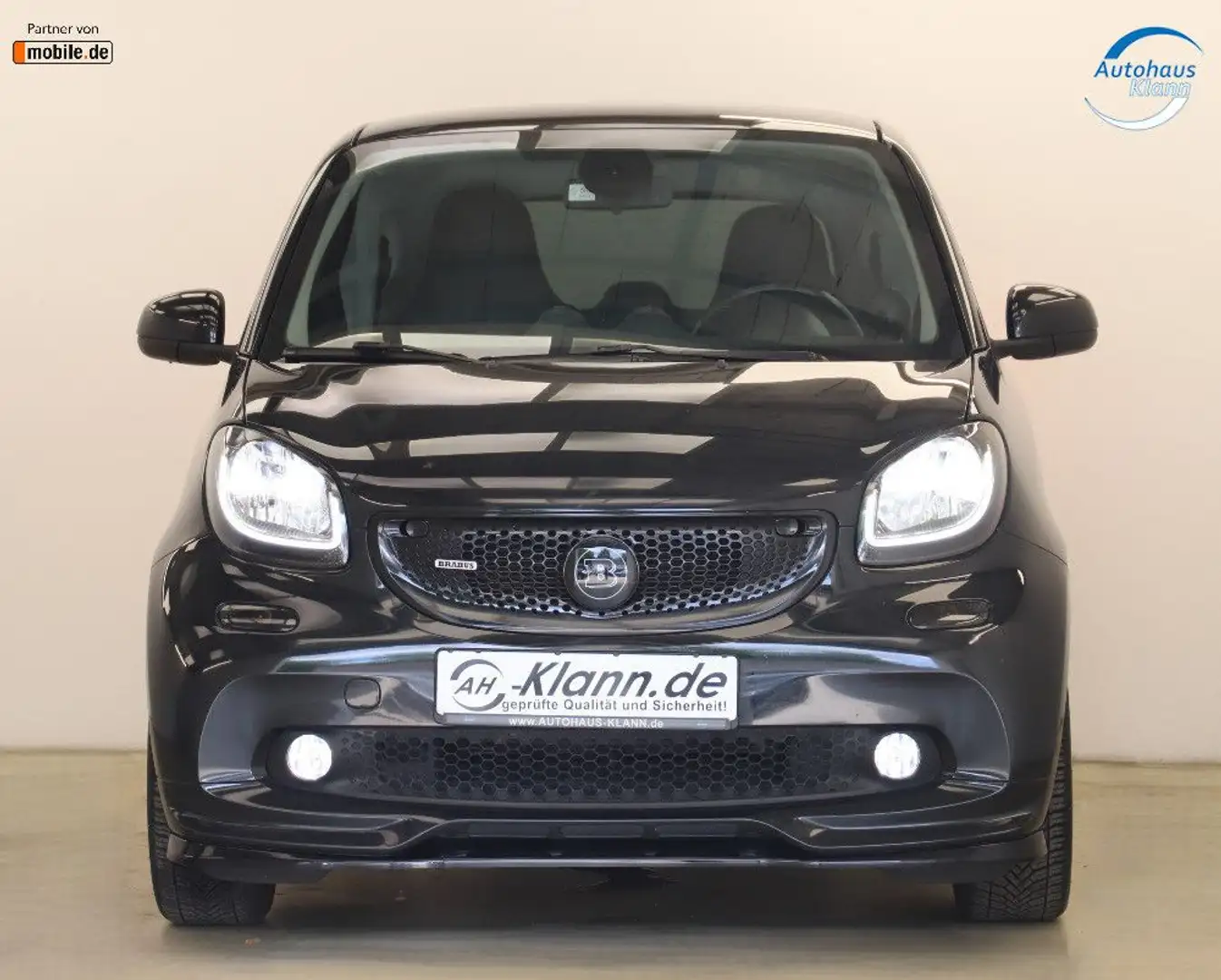 smart forTwo Fortwo Coupe Brabus 109PS Xclusive Pano Navi JBL Schwarz - 2
