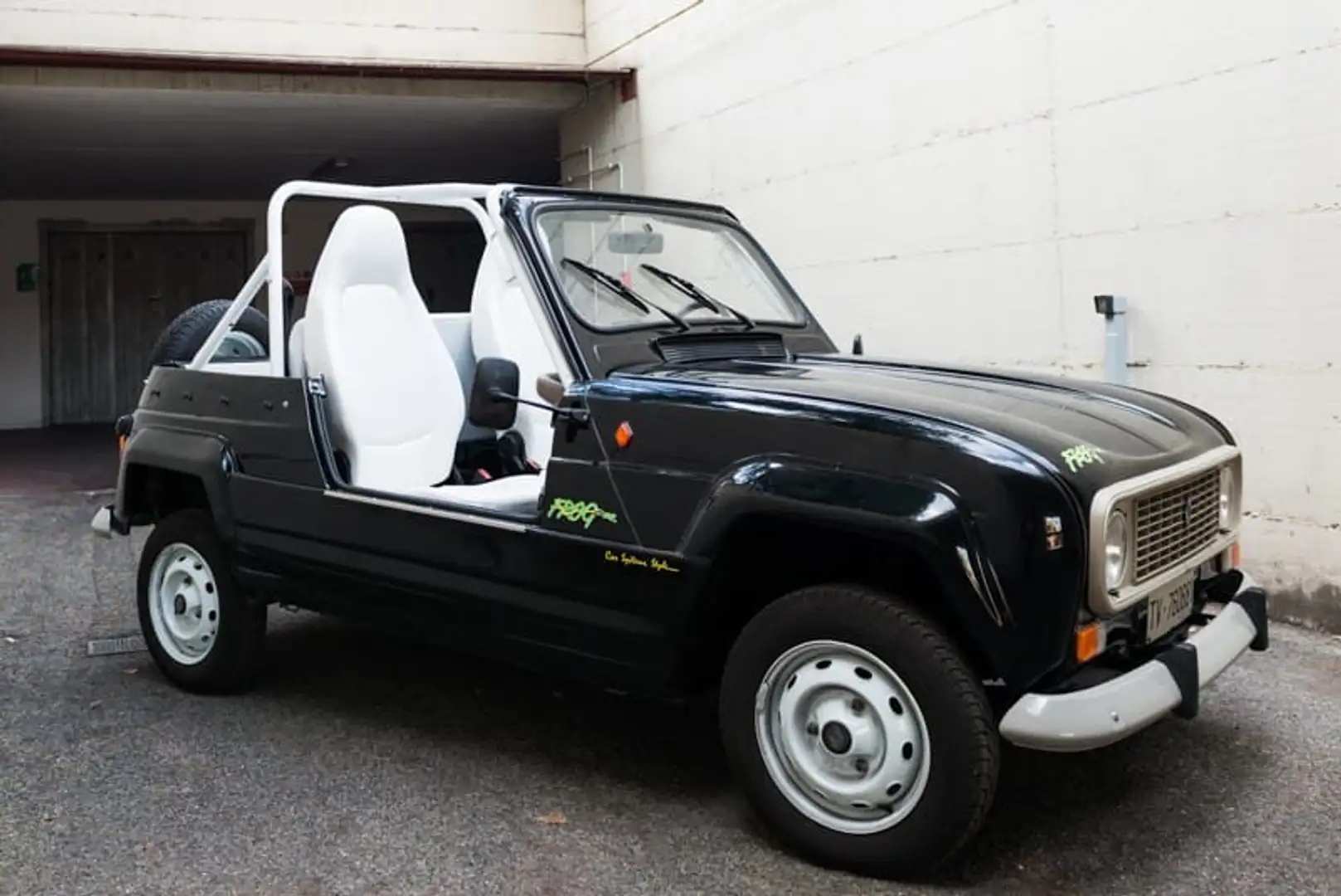 Renault R 4 R4 2p 950 Frog - 2