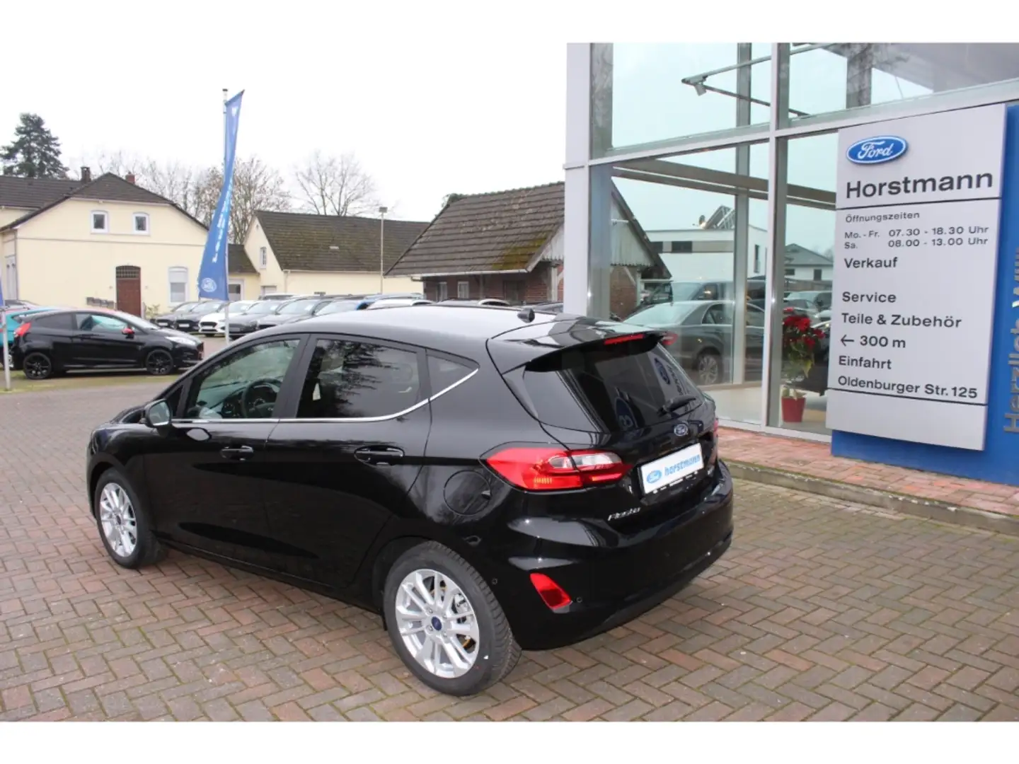 Ford Fiesta TITANIUM ECOBOOST AUTOMATIK, LED, NAVI, BEH. WSS & Black - 2