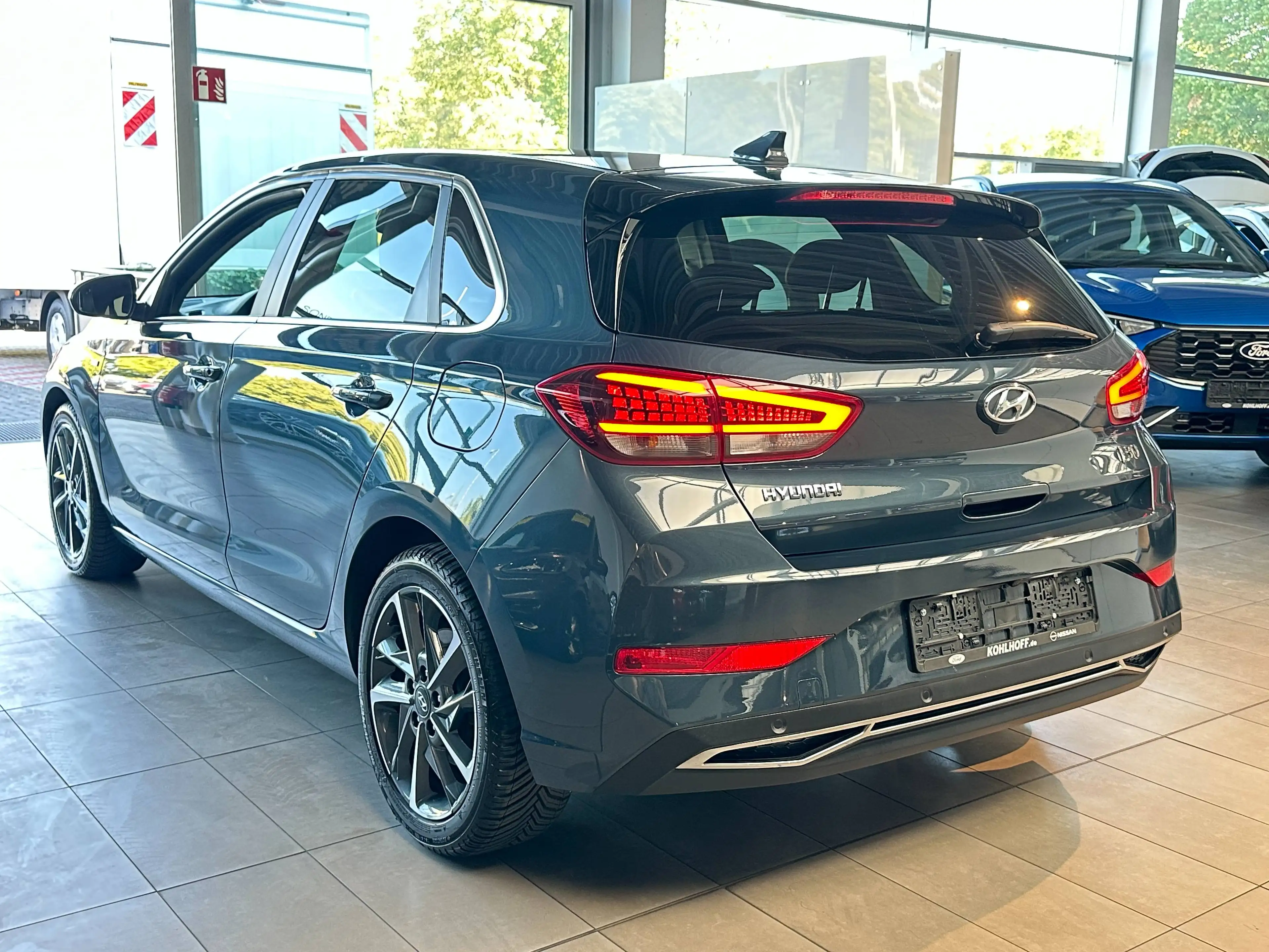 Hyundai i30 1.5 T-GDI Prime 159PS Navi Carplay Kamera Winter — photo 4