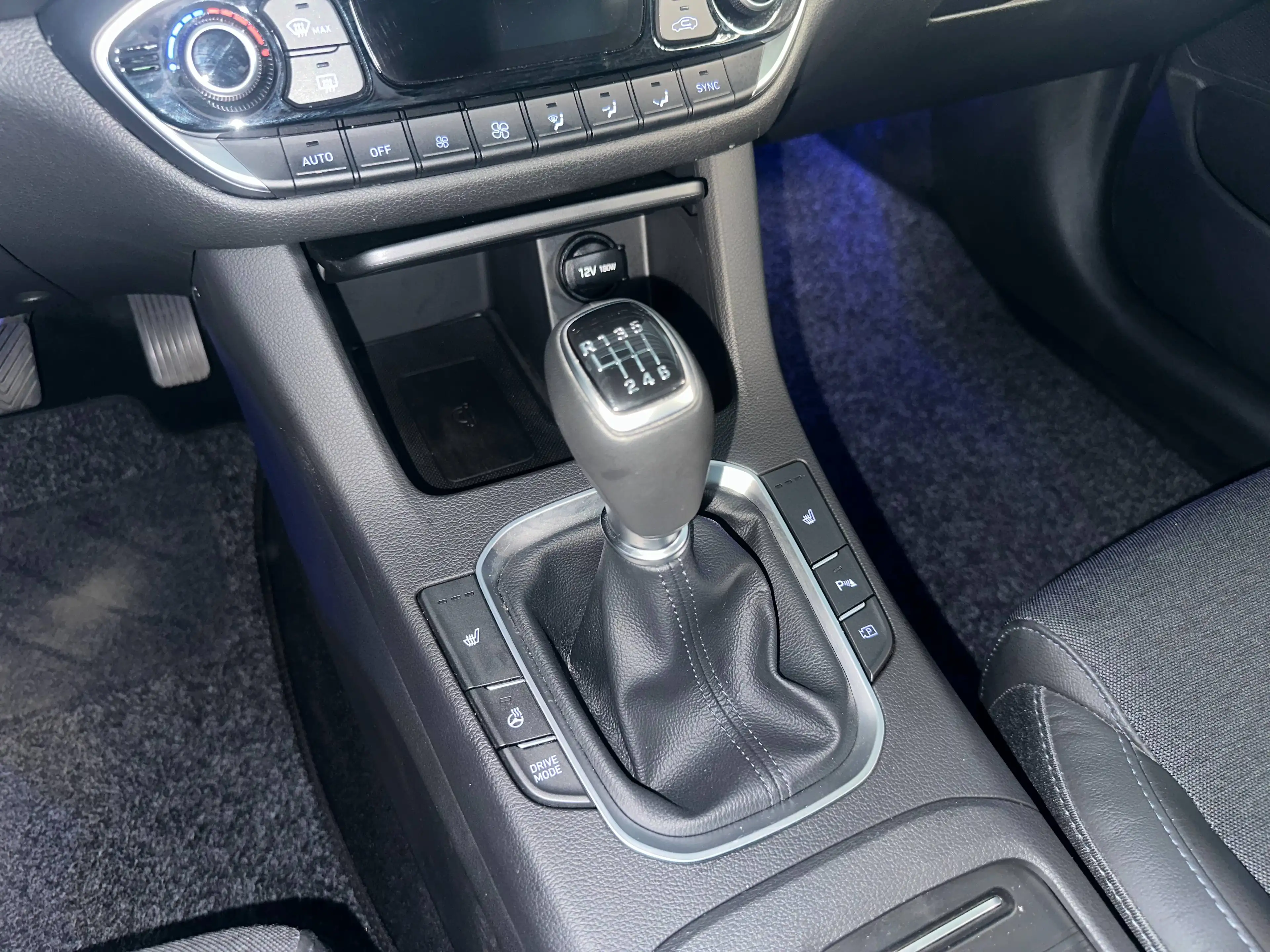Hyundai i30 1.5 T-GDI Prime 159PS Navi Carplay Kamera Winter — photo 12