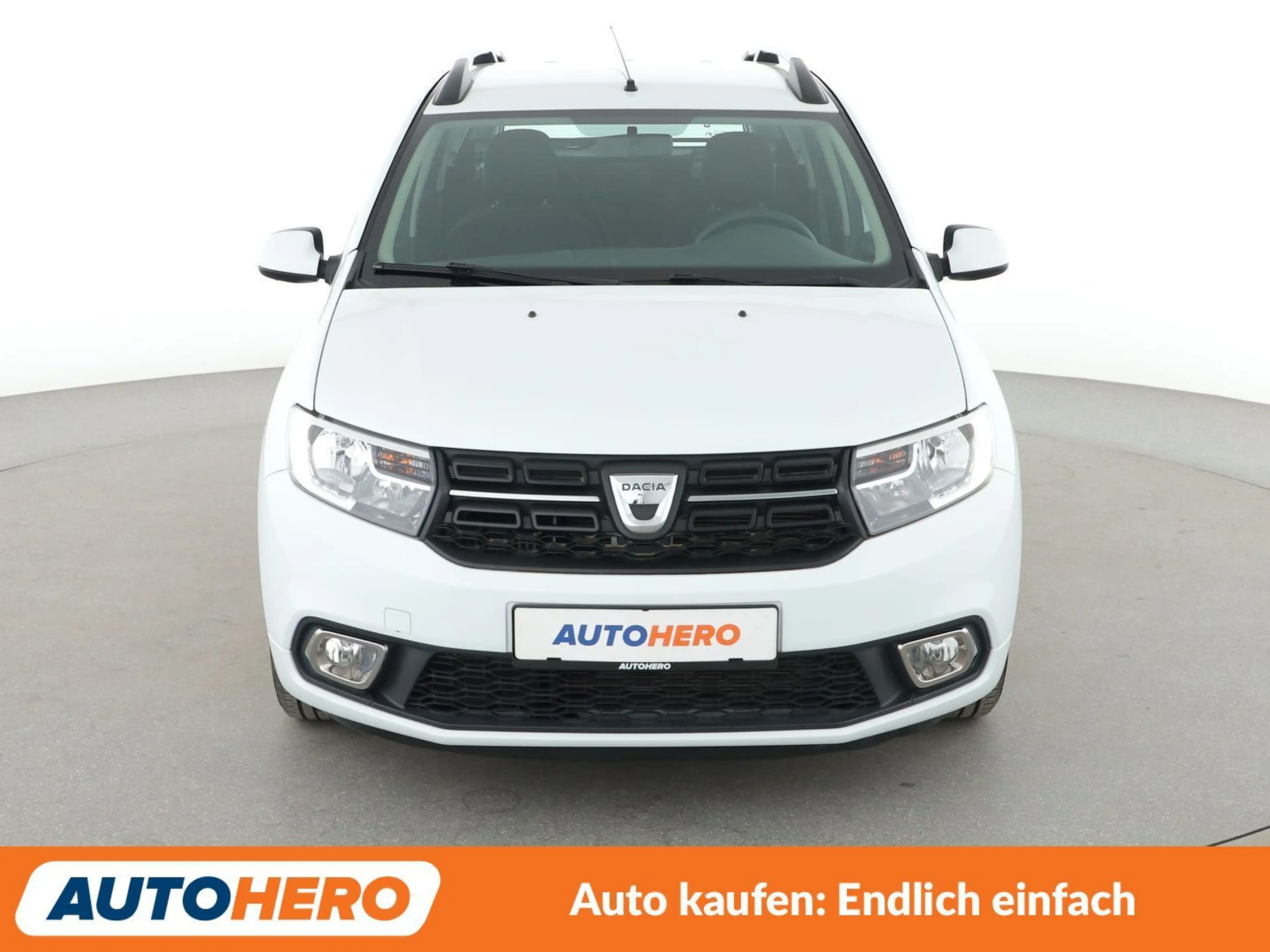 Dacia Logan 0.9 TCe Laureate *NAVI*TEMPO*PDC*KLIMA* — photo 9