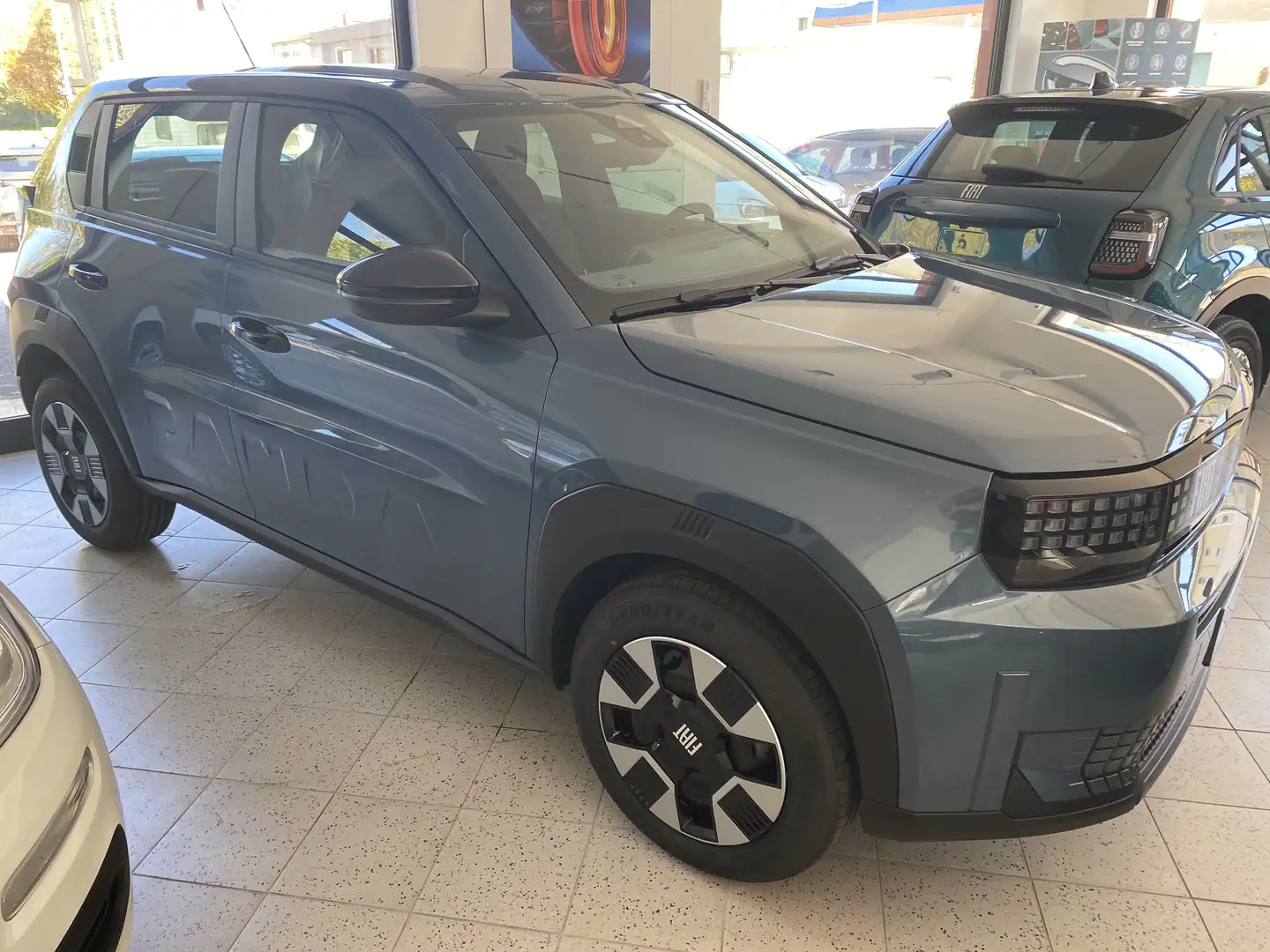 Fiat Grande Panda Grande Panda 1.2 hybrid Icon 110cv edct Blu/Azzurro - 2