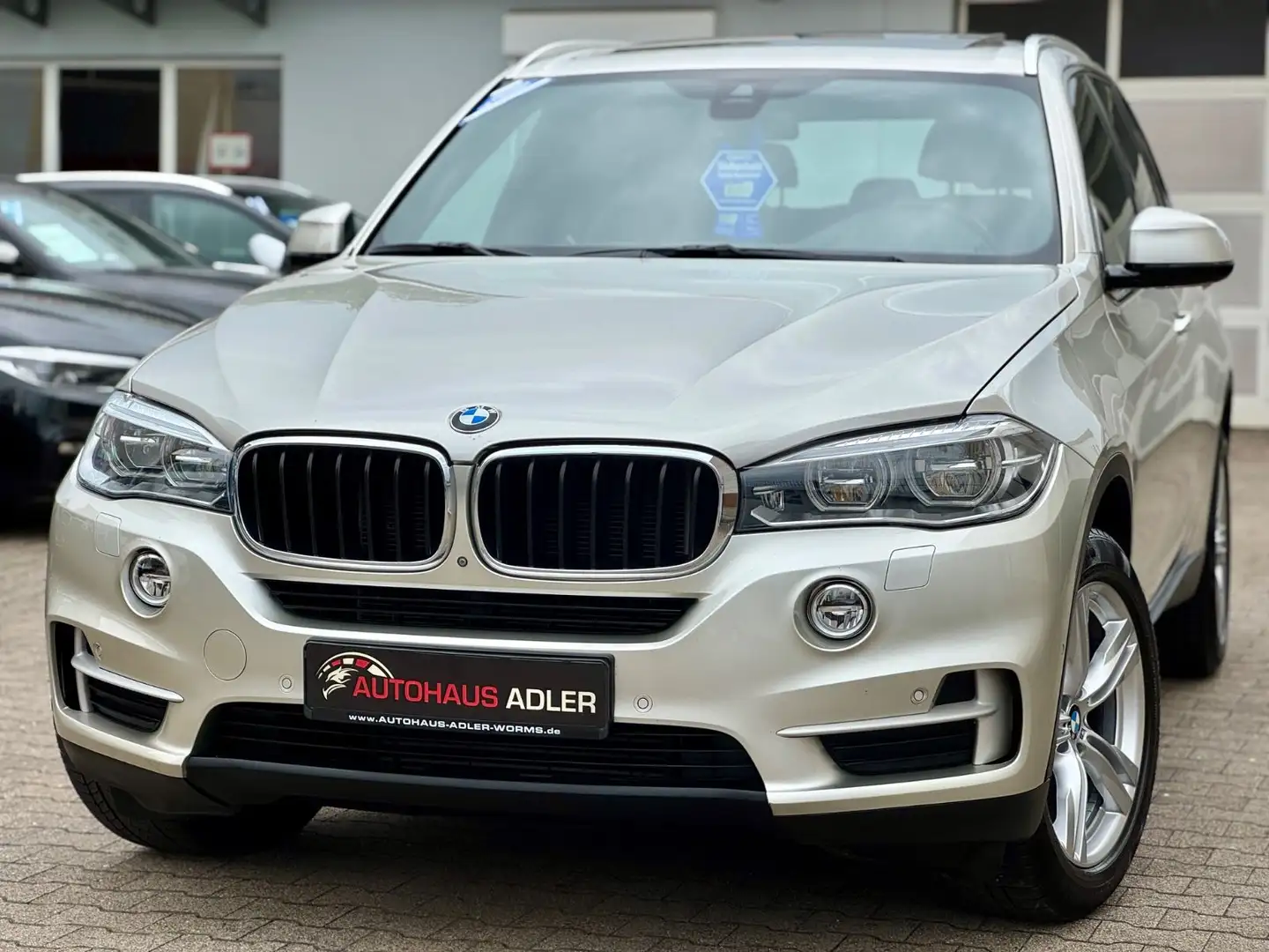 BMW X5 xDrive 30d SPORT*1HD*PANO*HUD*360°SH*SK*19%MW Silber - 2