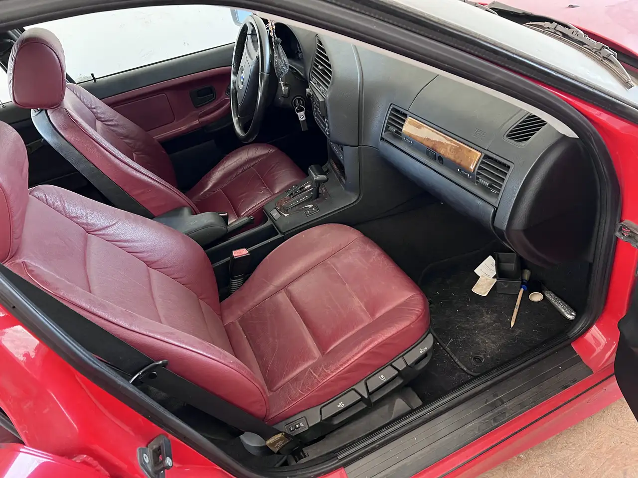 BMW 328i touring, foto 1