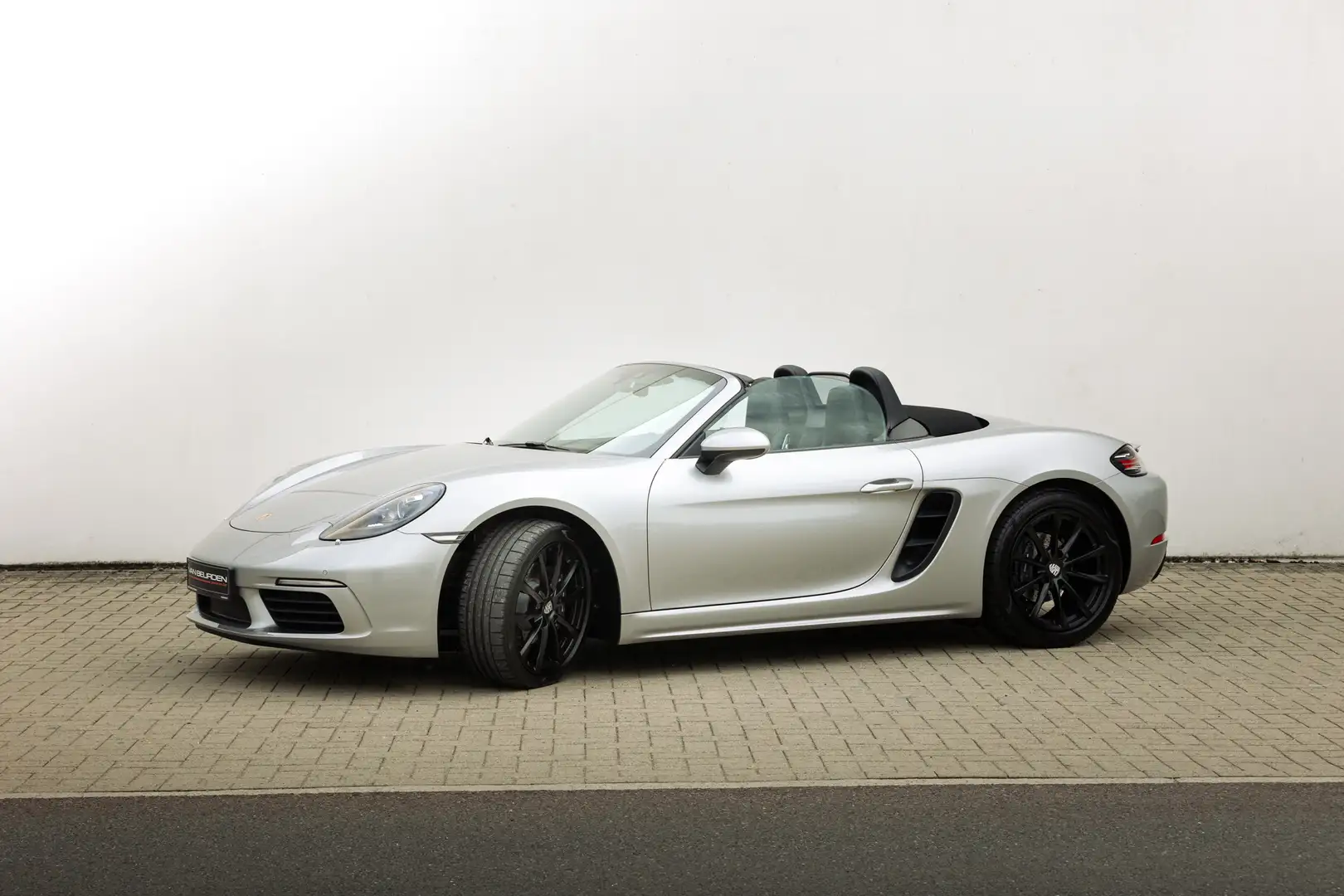 Porsche Boxster 718 Boxster PDK "Porsche Approved" Argent - 2