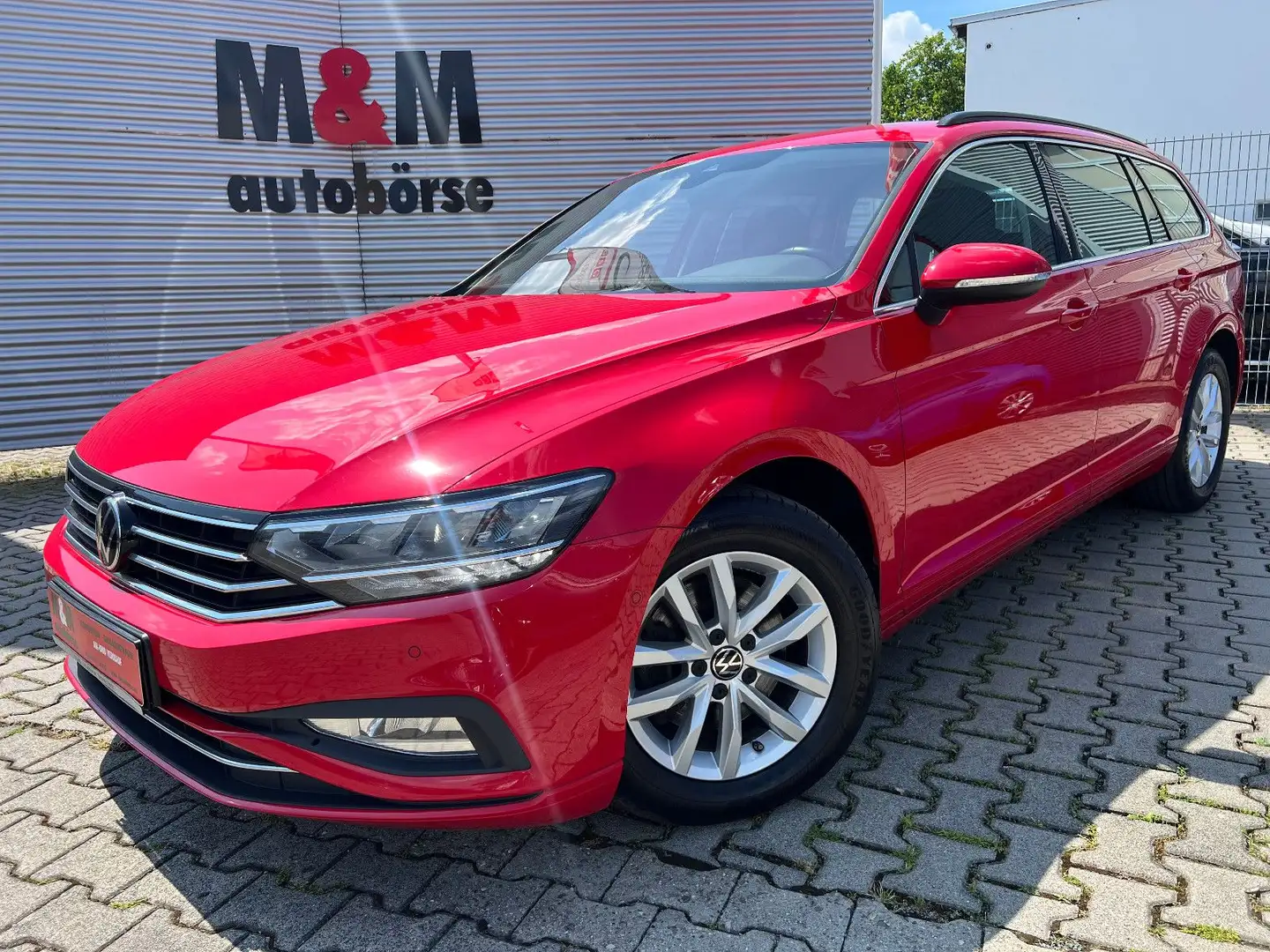 Volkswagen Passat Variant Business ACC/AHK/SideAssist/Kamer Rot - 1