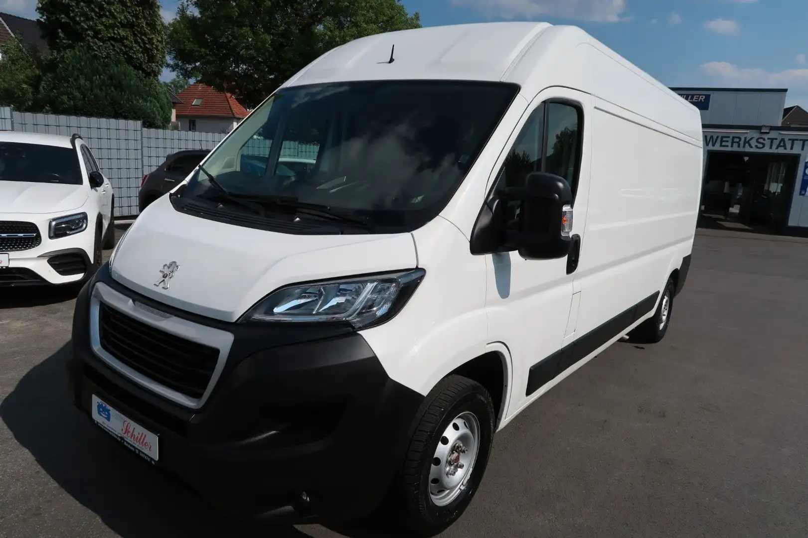 Peugeot Boxer 335 L3H2 Pro BlueHDi 140 S # Navi # Regale Weiß - 1