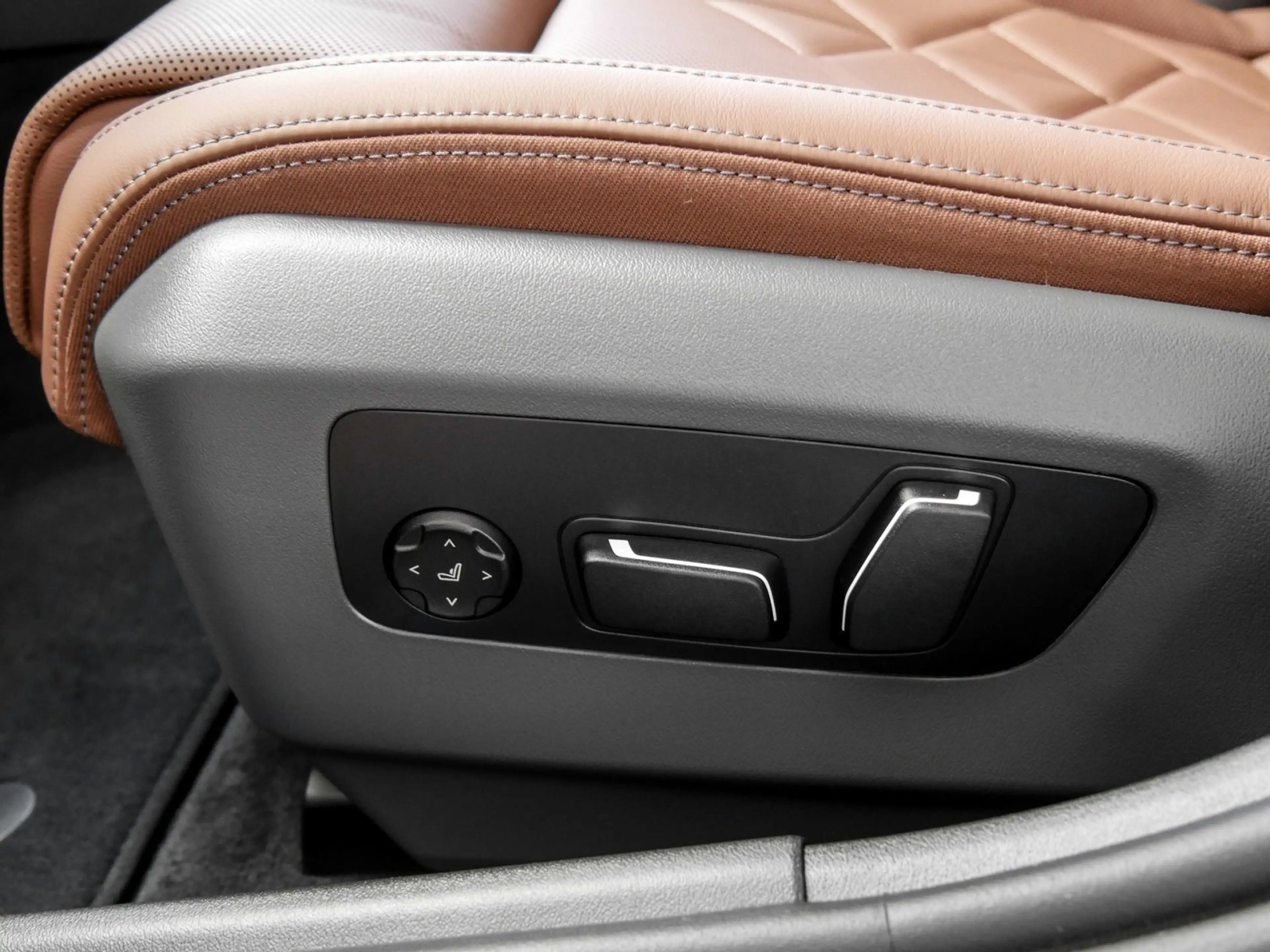 BMW 540 d xDrive M Sport HUD ACC AHK 360°KAM RFK LED — photo 11