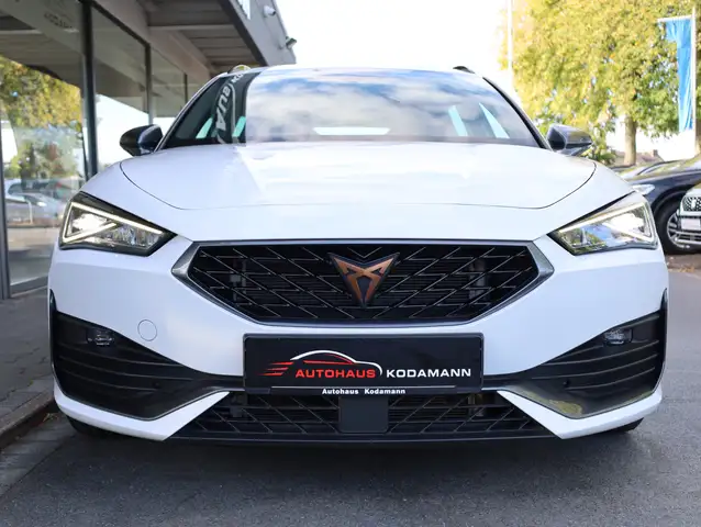 Cupra Leon view 4