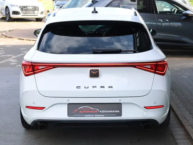 Cupra Leon view 9