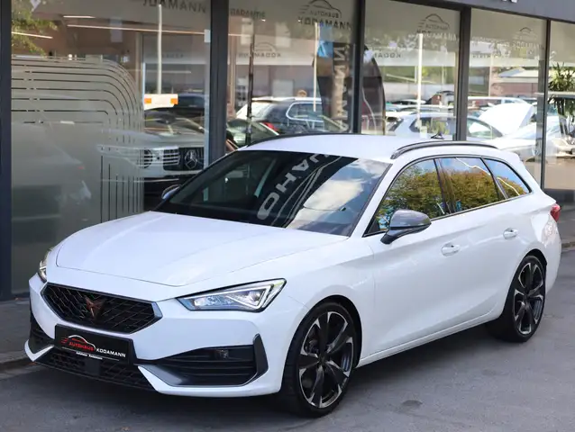 Cupra Leon view 5