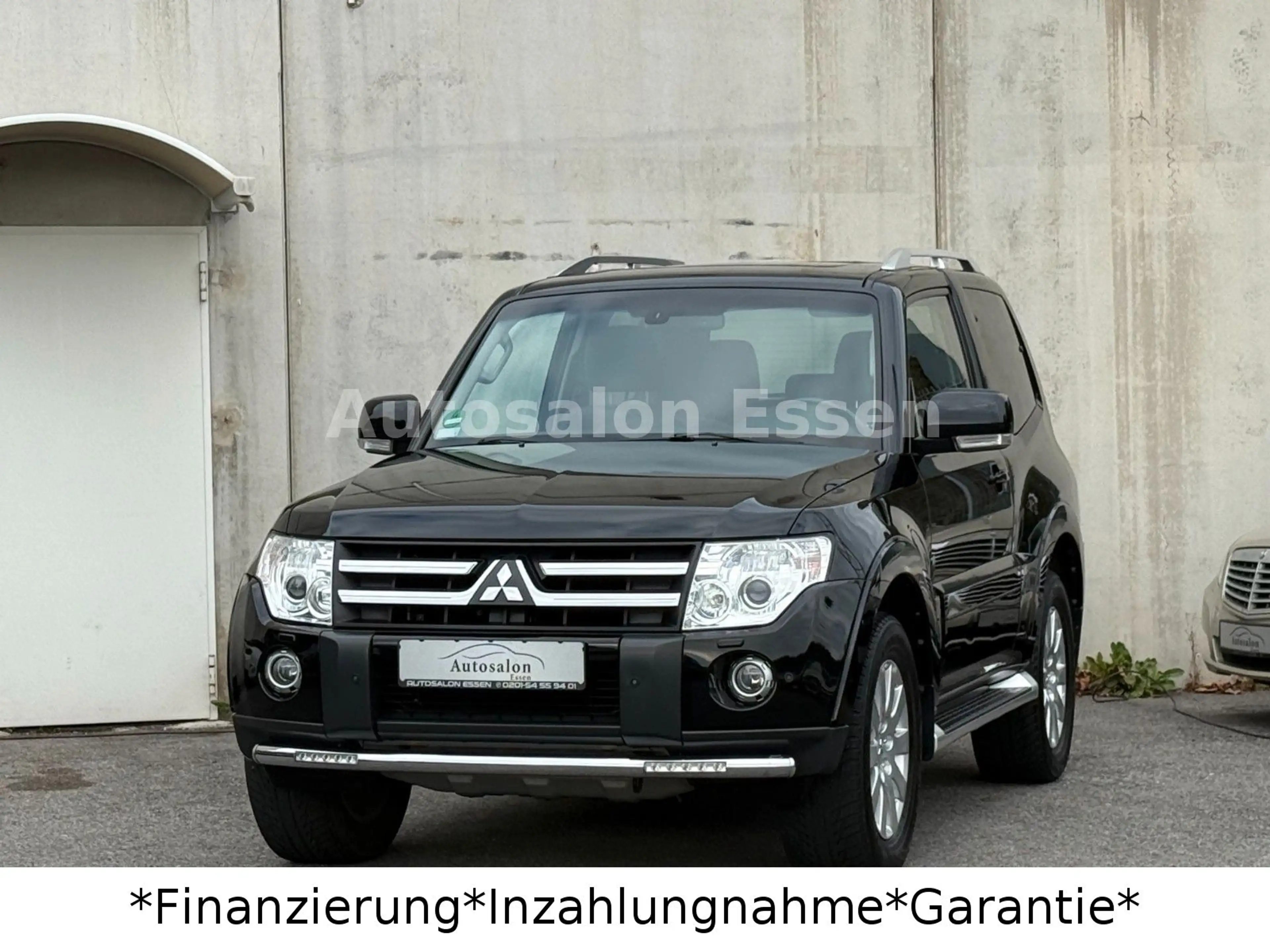 Mitsubishi Pajero 3.8 V6 Mivec Instyle*Allrad*Navi*SHZ*1 Ha — photo 6