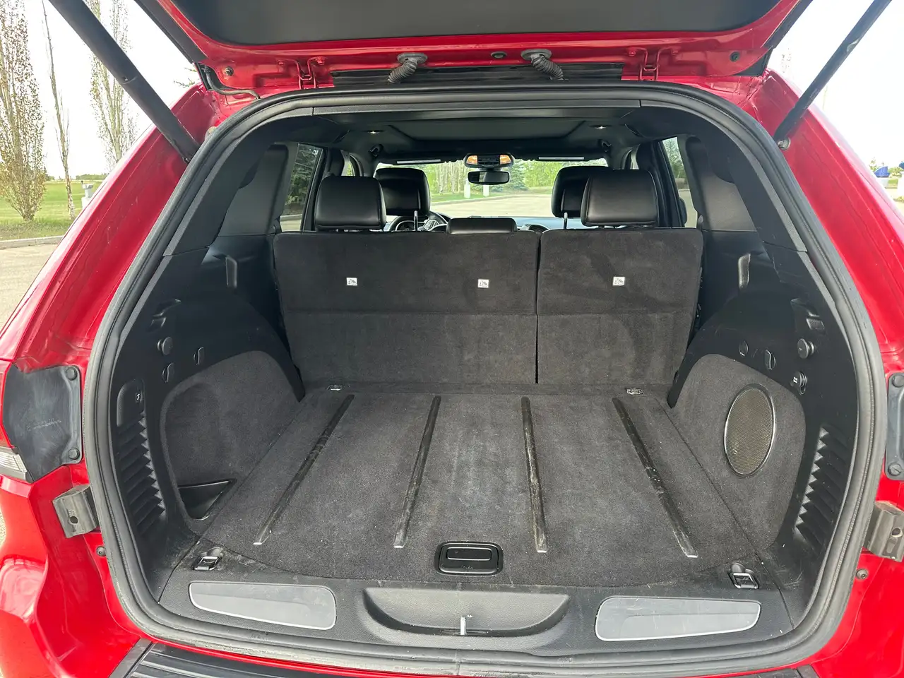 Jeep Grand Cherokee снимка Jeep Grand Cherokee