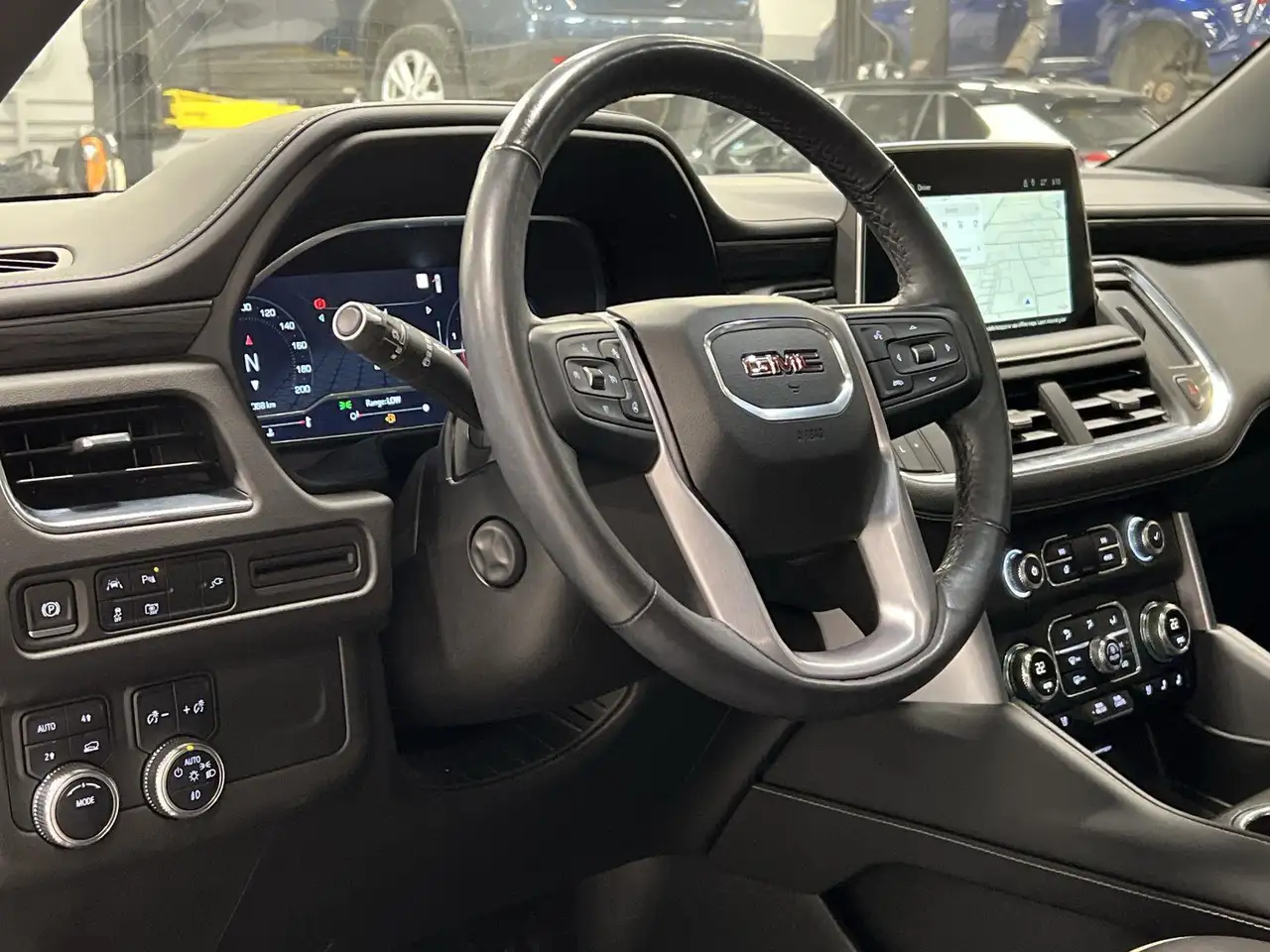 GMC Yukon снимка GMC Yukon
