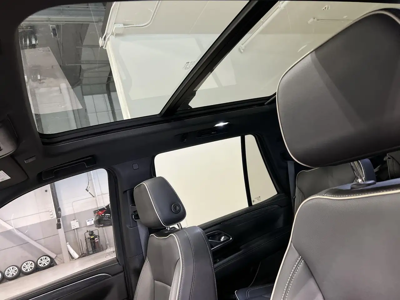 GMC Yukon снимка GMC Yukon