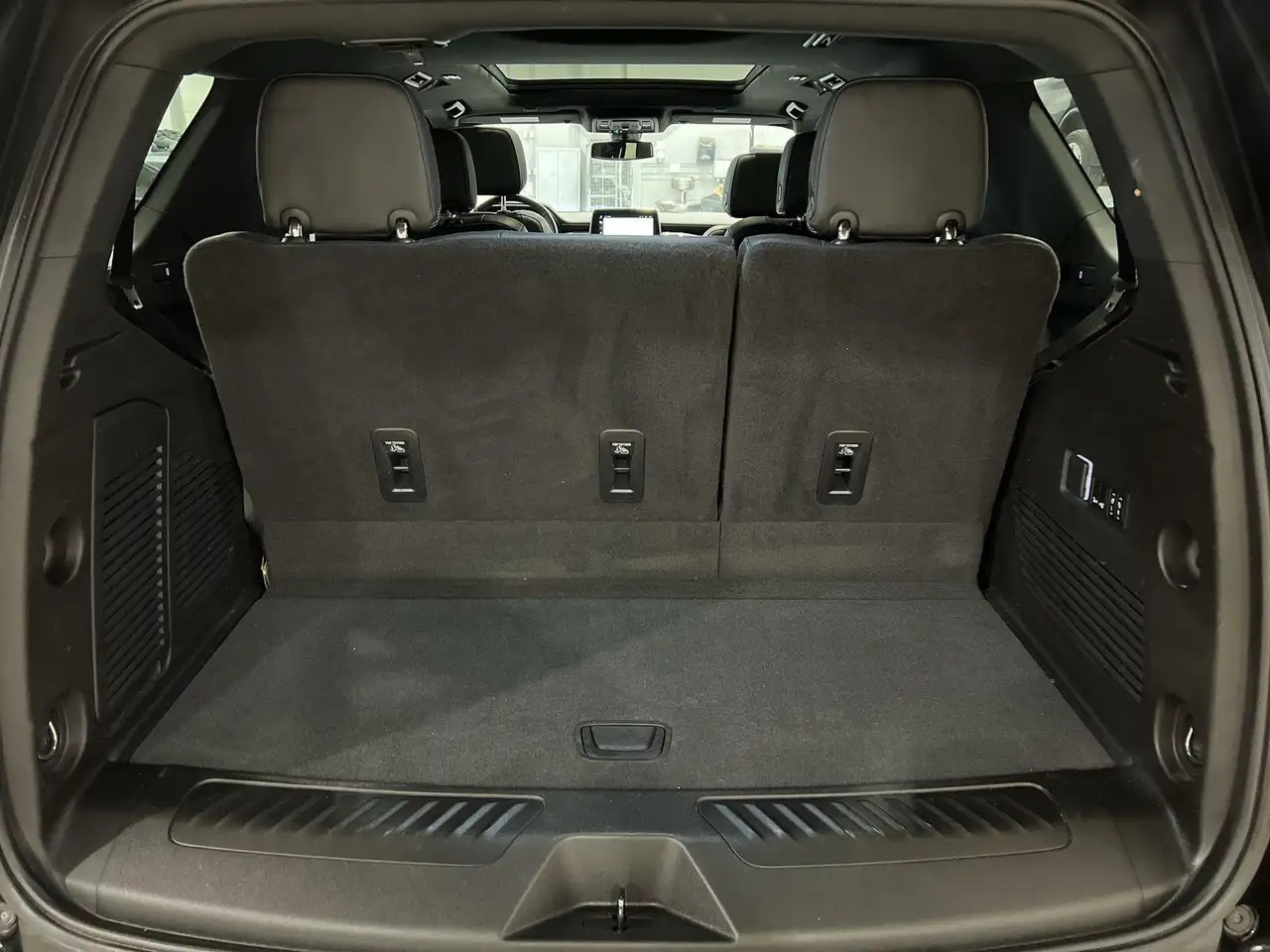 GMC Yukon снимка GMC Yukon