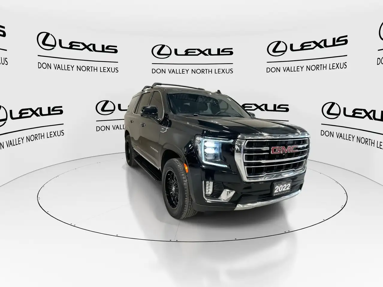 GMC Yukon снимка GMC Yukon