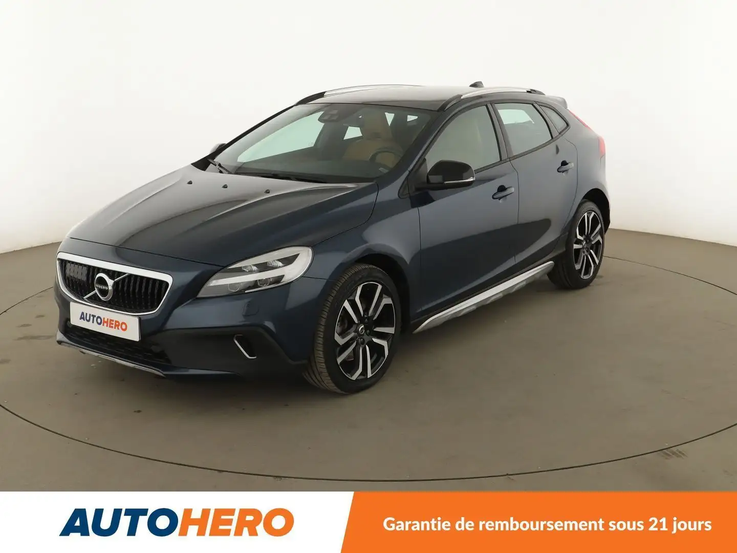 Volvo 1.5 T3 Signature Edition Geartronic 6 Bleu - 1