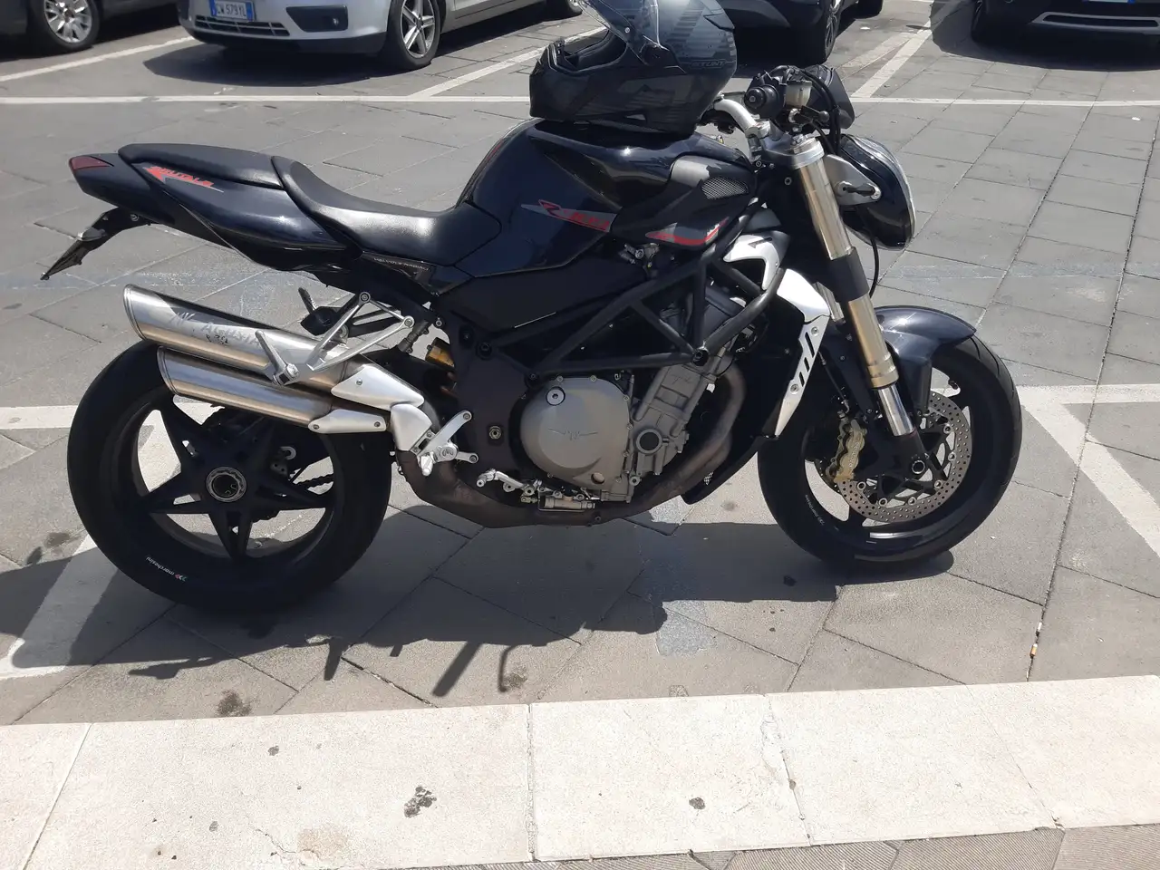 MV Agusta Brutale 989