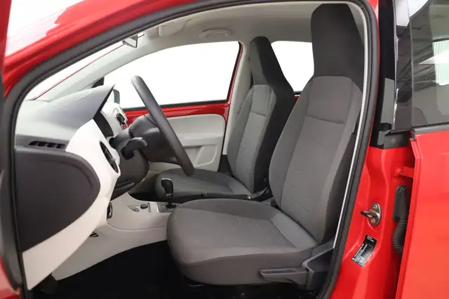 Volkswagen Up! view 9