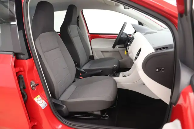 Volkswagen Up! view 10