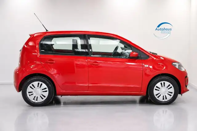 Volkswagen Up! view 5