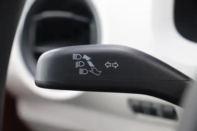 Volkswagen up! view 19