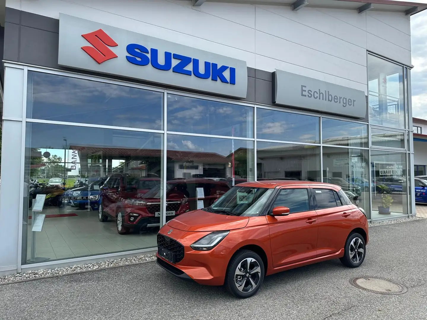 Suzuki Swift 1.2 Dualjet Hybrid 61 kW ALLGrip Comfort+ 1.2 M... Orange - 1