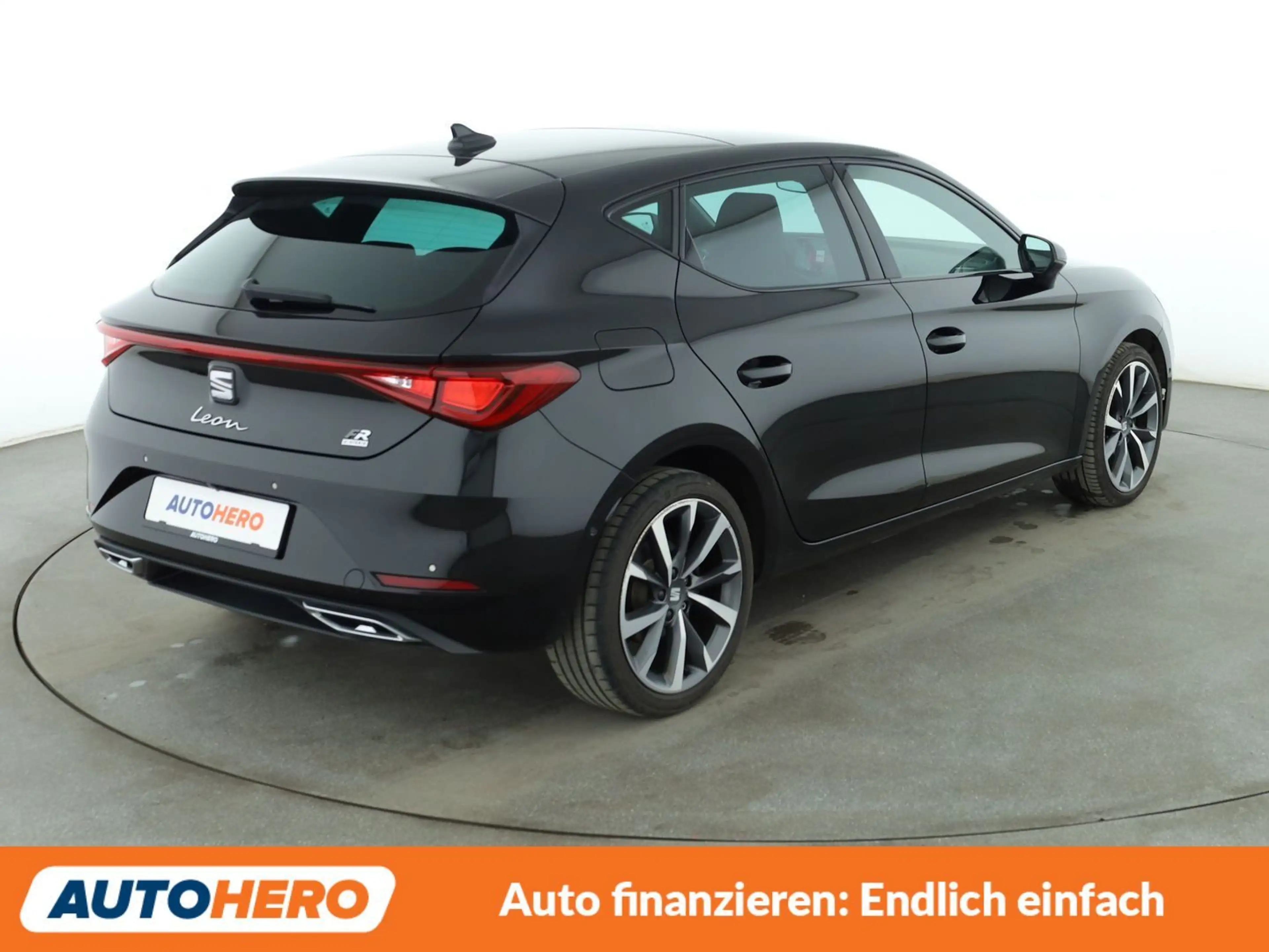 SEAT Leon e-Hybrid 1.4 TSI e-HYBRID FR — photo 6
