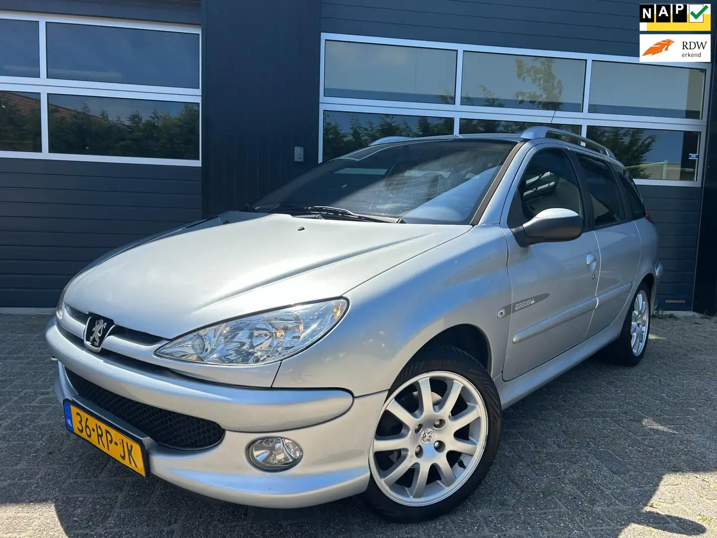 Peugeot 206 SW 1.6-16V Quiksilver|1 Jaar APK!!!| Grijs - 1