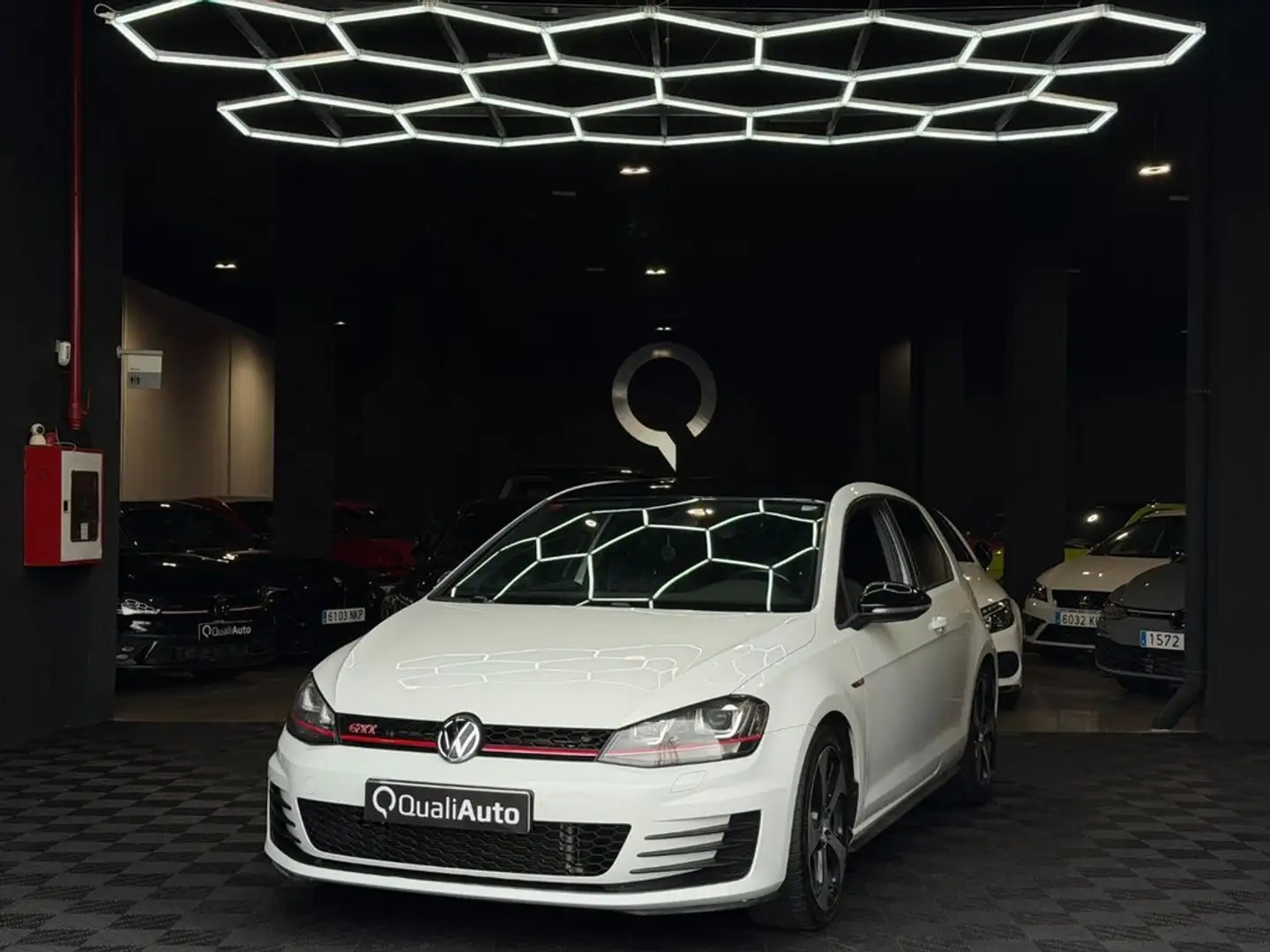 Volkswagen Golf GTI Performance 2.0 TSI BMT Blanco - 1