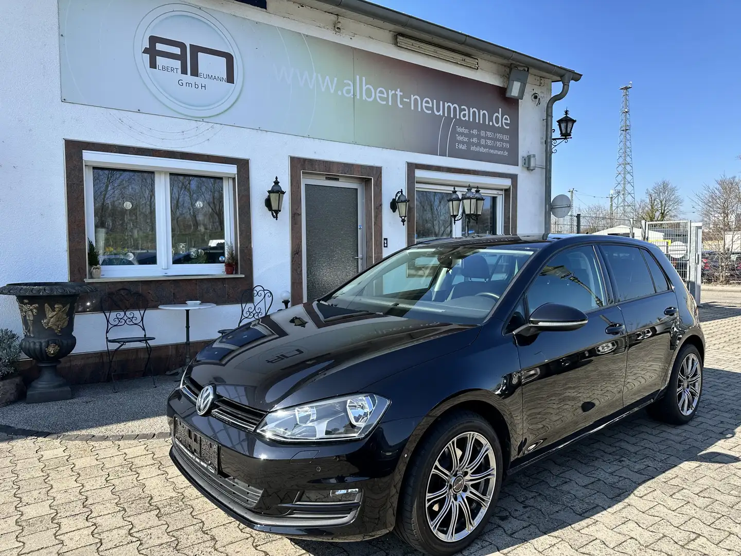 Volkswagen Golf 1.2 TSI BlueMotion Technology Cup Schwarz - 1