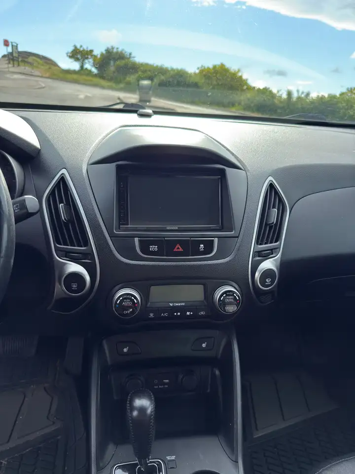 Hyundai TUCSON снимка Hyundai TUCSON