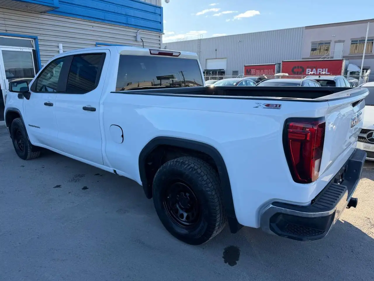 GMC Sierra 1500 снимка GMC Sierra 1500