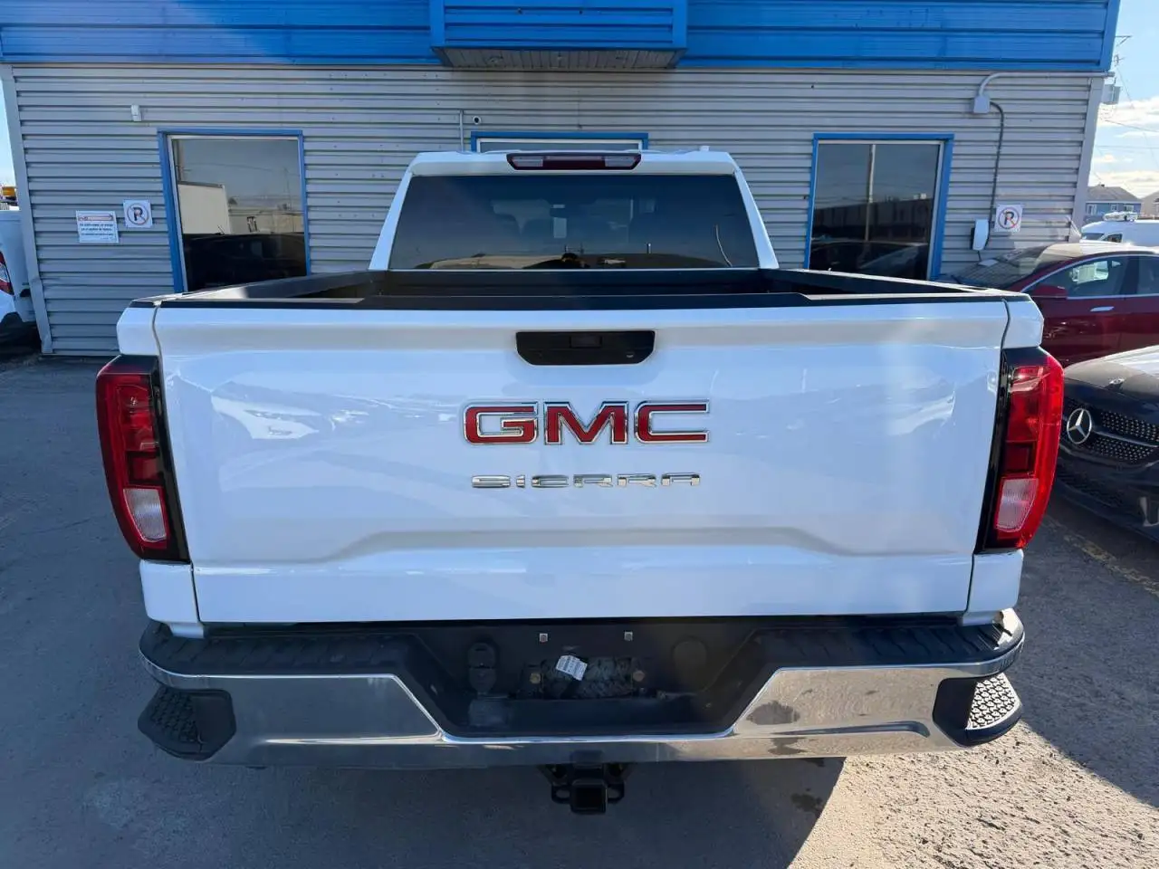 GMC Sierra 1500 снимка GMC Sierra 1500