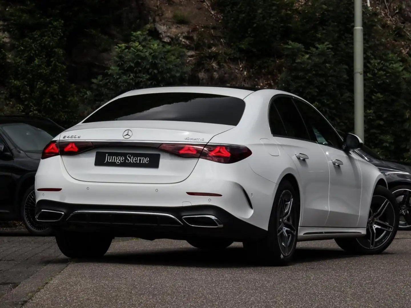 Mercedes-Benz E 450 d 4M AMG-Sport/Pano/Digital/360/Distr/19" Bianco - 2